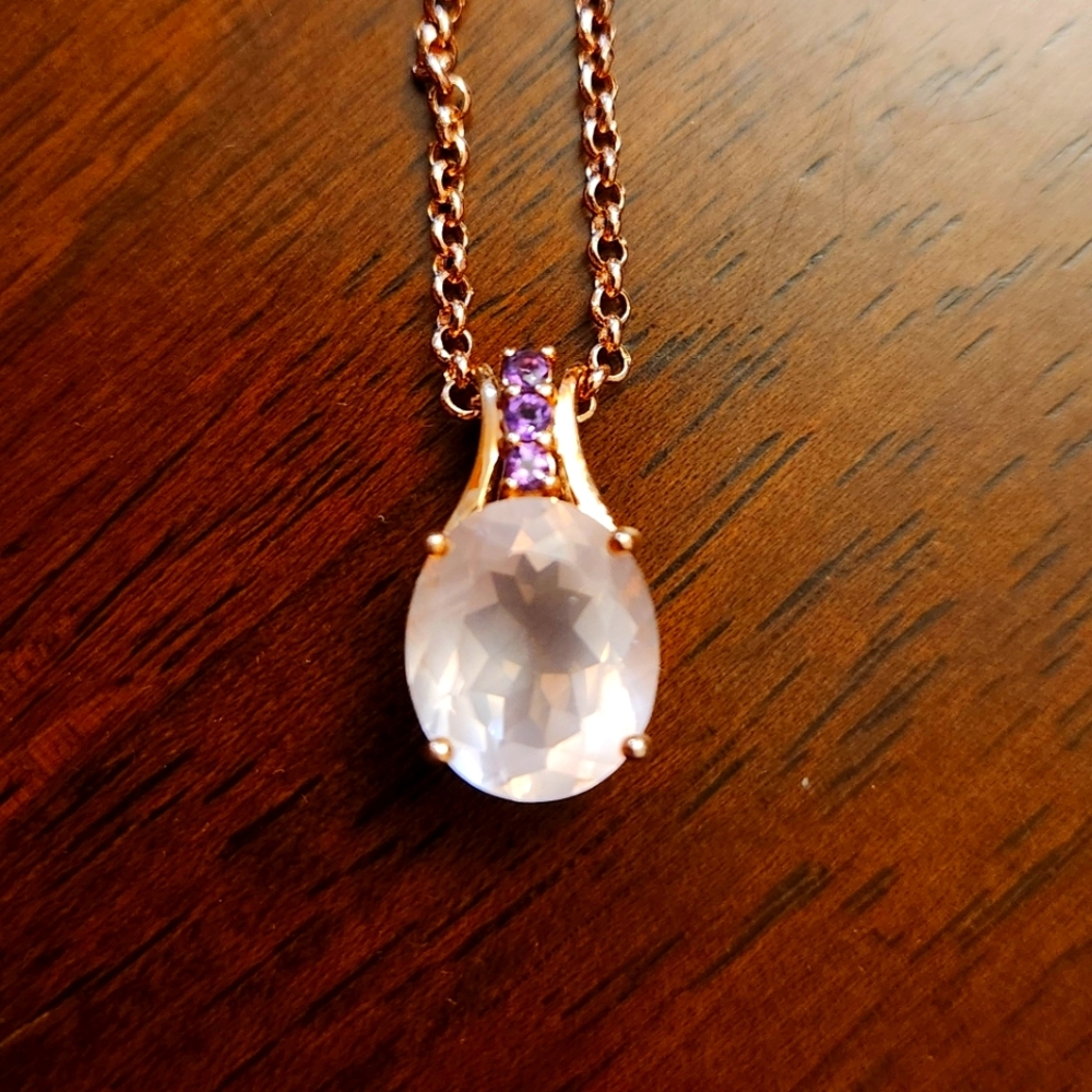 Rose Gold and Rose Quartz Pendant Necklace